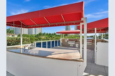 3675 N Country Club Dr #410, Aventura, FL 33180 - Photo 47