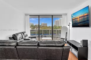 3675 N Country Club Dr, Aventura, FL 33180 - Photo 13