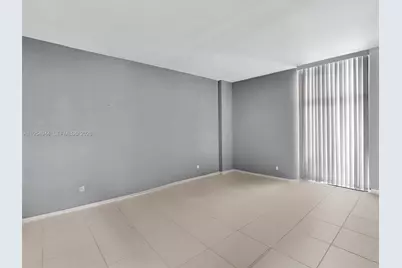 3675 N Country Club Dr #410, Aventura, FL 33180 - Photo 23