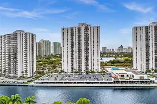 3675 N Country Club Dr, Aventura, FL 33180 - Photo 61