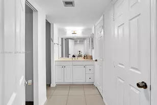 3675 N Country Club Dr, Aventura, FL 33180 - Photo 31