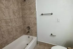 4235 N University Dr, Sunrise, FL 33351 - Photo 11