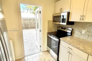 1513 NE 30th Ct, Pompano Beach, FL 33064 - Photo 15
