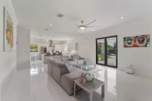 1410 NW 19th St, Homestead, FL 33030 - Photo 7