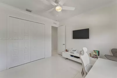 1410 NW 19th St, Homestead, FL 33030 - Photo 17