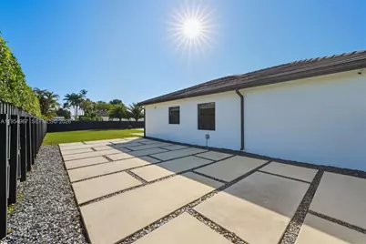 1410 NW 19th St, Homestead, FL 33030 - Photo 29