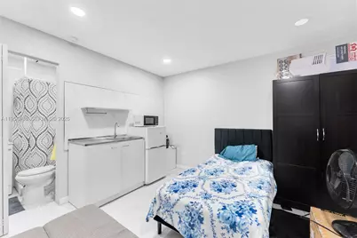 12233 SW 24th Ter #35, Miami, FL 33175 - Photo 17