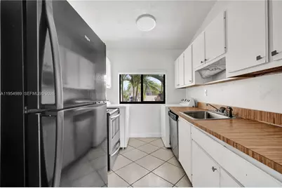 12216 SW 110th Ln, Miami, FL 33186 - Photo 5