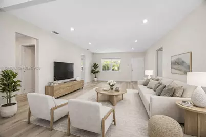 8230 SW 63rd Pl, Miami, FL 33143 - Photo 5