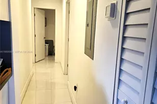 8780 SW 36th St, Miami, FL 33165 - Photo 5