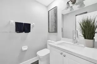 2311 SW 87th Way, Miramar, FL 33025 - Photo 9