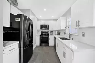 2311 SW 87th Way, Miramar, FL 33025 - Photo 7