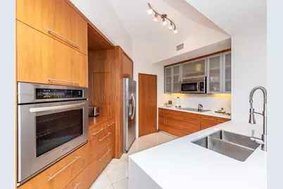 888 Brickell Key Dr #210, Miami, FL 33131 - Photo 7