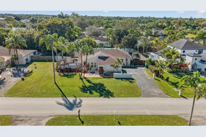 15280 SW 153rd St, Miami, FL 33187 - Photo 1