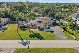 15280 SW 153rd St, Miami, FL 33187 - Photo 1