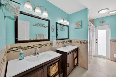 15280 SW 153rd St, Miami, FL 33187 - Photo 23