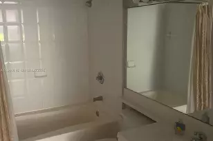 7930 N Nob Hill Rd, Tamarac, FL 33321 - Photo 21