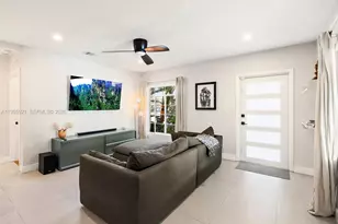 1009 NW 11th Ct, Miami, FL 33136 - Photo 13