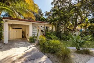 1009 NW 11th Ct, Miami, FL 33136 - Photo 7