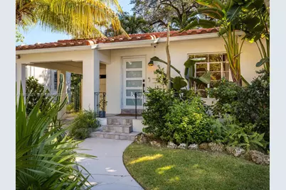1009 NW 11th Ct, Miami, FL 33136 - Photo 1