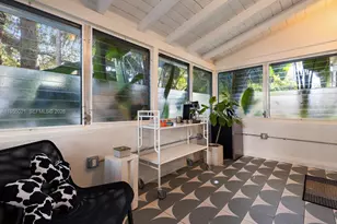 1009 NW 11th Ct, Miami, FL 33136 - Photo 27