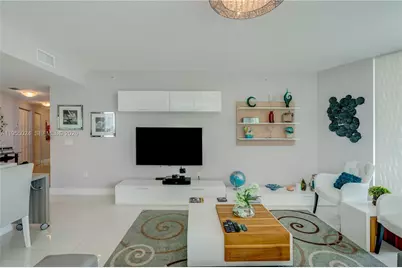 6700 Indian Creek Dr #402, Miami Beach, FL 33141 - Photo 11