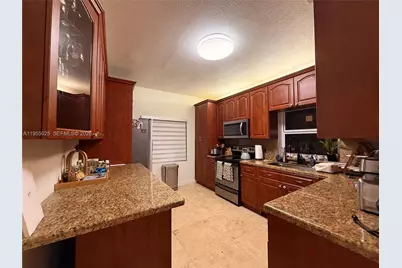 17262 NW 6th Ct, Pembroke Pines, FL 33029 - Photo 5