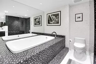 1331 Brickell Bay Dr, Miami, FL 33131 - Photo 35