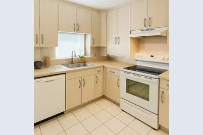 10835 SW 112th Ave #206, Miami, FL 33176 - Photo 3