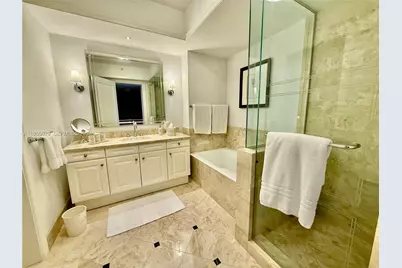 1435 Brickell Ave #3508, Miami, FL 33131 - Photo 5