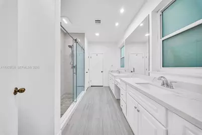 520 Morningside Dr, Miami Springs, FL 33166 - Photo 11