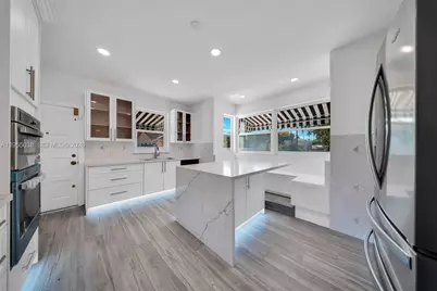 520 Morningside Dr, Miami Springs, FL 33166 - Photo 25