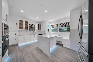 520 Morningside Dr, Miami Springs, FL 33166 - Photo 25