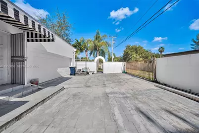 520 Morningside Dr, Miami Springs, FL 33166 - Photo 47