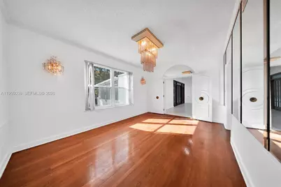 520 Morningside Dr, Miami Springs, FL 33166 - Photo 23