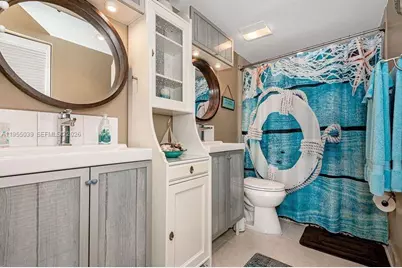 17800 Atlantic Blvd #203, Sunny Isles Beach, FL 33160 - Photo 27