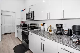 8031 Sandy Cir, Labelle, FL 33935 - Photo 23