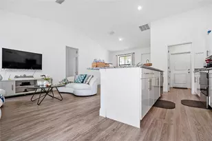 8031 Sandy Cir, Labelle, FL 33935 - Photo 5