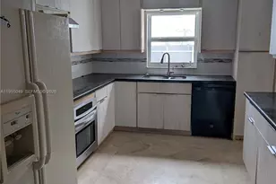 1900 NE 186th Dr, North Miami Beach, FL 33179 - Photo 7