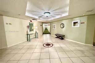 1100 St Charles Pl, Pembroke Pines, FL 33026 - Photo 33