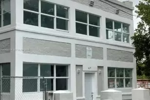 629 9th St, West Palm Beach, FL 33401 - Photo 1