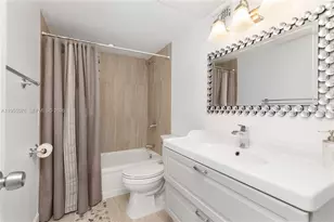 301 NE 14th Ave, Hallandale Beach, FL 33009 - Photo 21