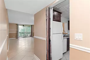 301 NE 14th Ave, Hallandale Beach, FL 33009 - Photo 31