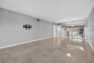 491 Ives Dairy Rd, Miami, FL 33179 - Photo 7