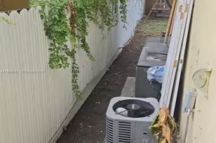 2729 NW 47th St, Miami, FL 33142 - Photo 23