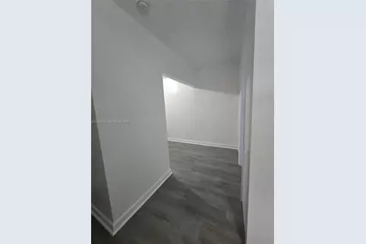 2729 NW 47th St, Miami, FL 33142 - Photo 21