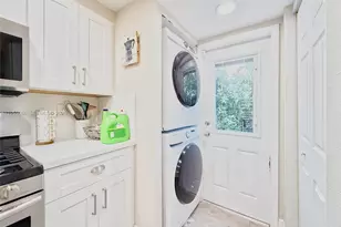 7034 SW 112th Ct, Miami, FL 33173 - Photo 15