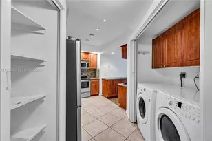 20281 E Country Club Dr, Aventura, FL 33180 - Photo 19