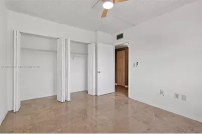 491 Ives Dairy Rd #306-5, Miami, FL 33179 - Photo 15