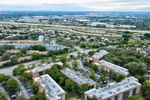 491 Ives Dairy Rd, Miami, FL 33179 - Photo 39